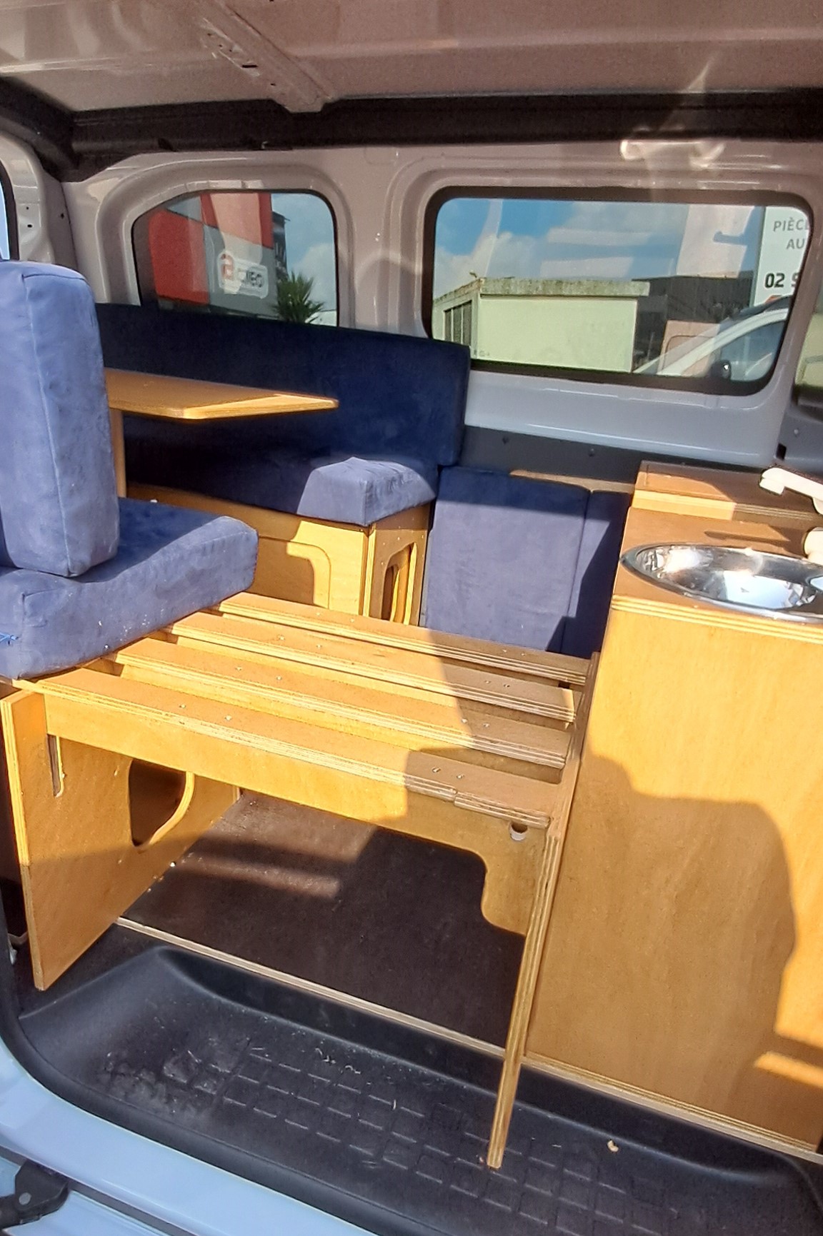 Aménagement van utilitaire kit loisir Van Golfe